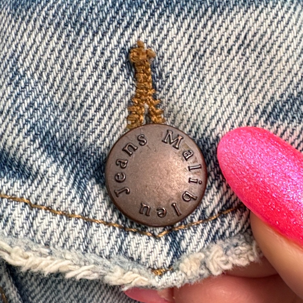 Malibleu Jeans Classic Light Blue Distressed Jean Jacket - Picture 6 of 16